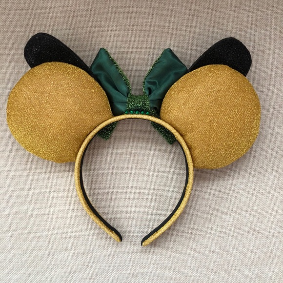 Disney Mickey Minnie Pluto Mouse Ears - Picture 2 of 2
